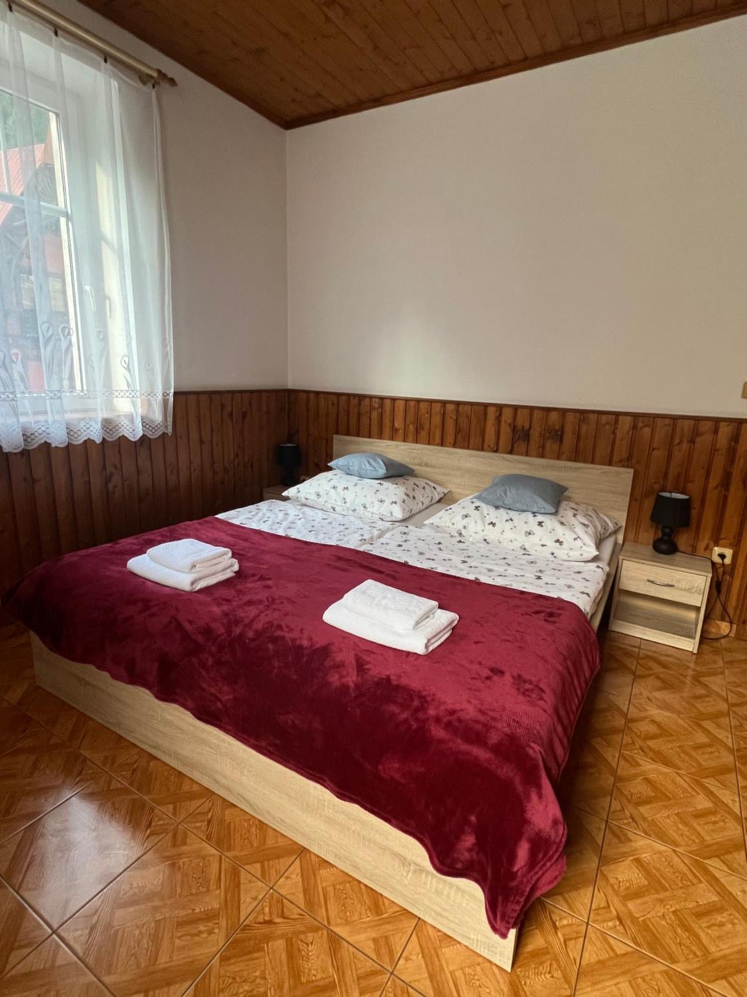 Hrensko 27 Apartmany Εξωτερικό φωτογραφία
